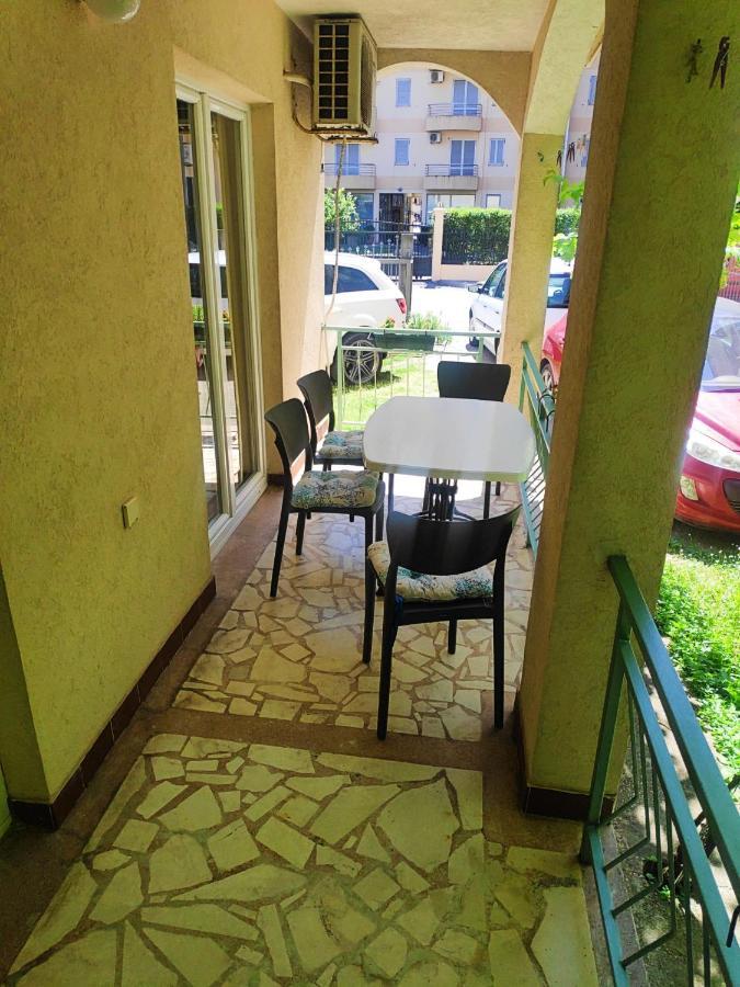 בודווה Apartmani Asanovic מראה חיצוני תמונה