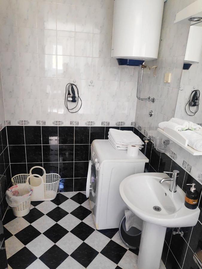בודווה Apartmani Asanovic מראה חיצוני תמונה