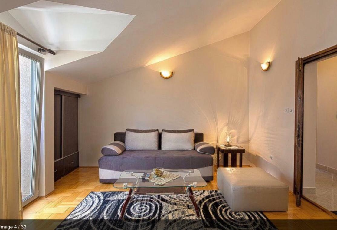 בודווה Apartmani Asanovic מראה חיצוני תמונה
